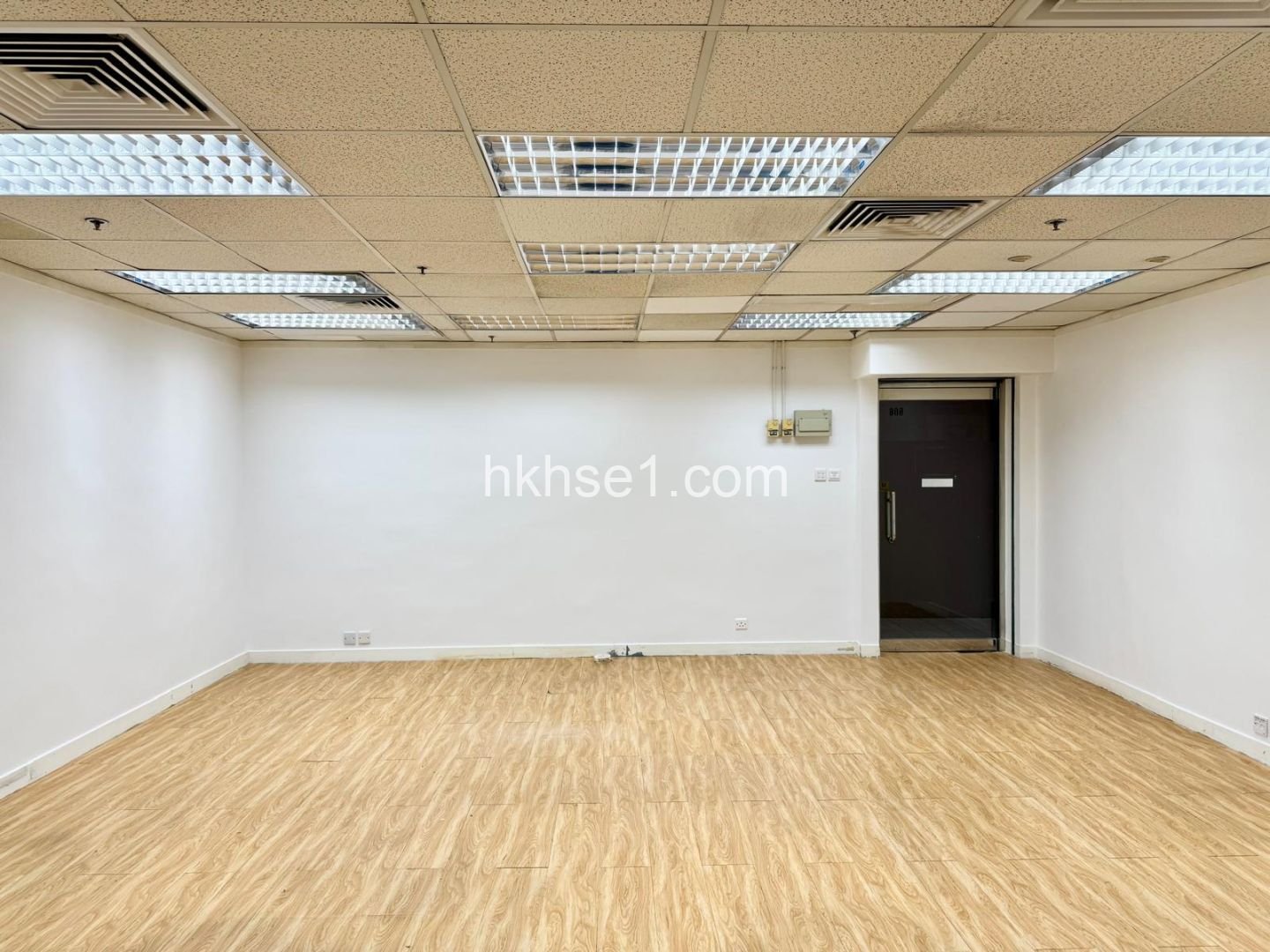 免佣招租(交吉)